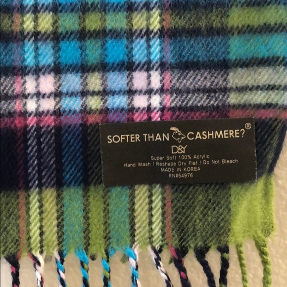 Softer than cashmere multi colored scarf - Picture 3 of 3